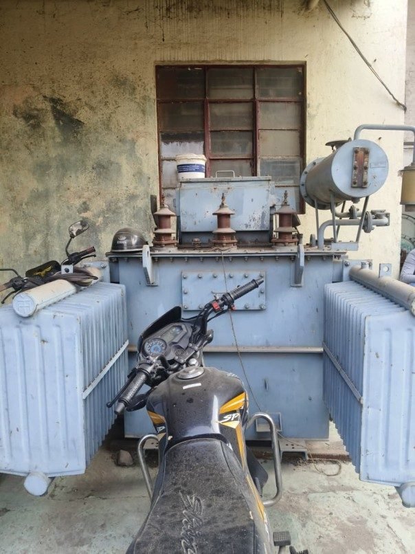 Electrical equipment with battery components — Scrap India Mart